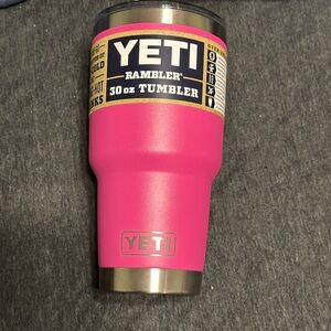 Yeti 30 oz prickly Pear pink tumbler
